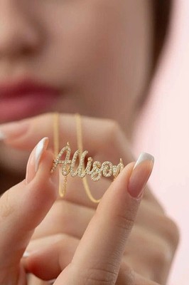 3 kt runder Laborgefertigter Diamant Damen individueller Name Anhänger 14 kt Gelbgold-Finish