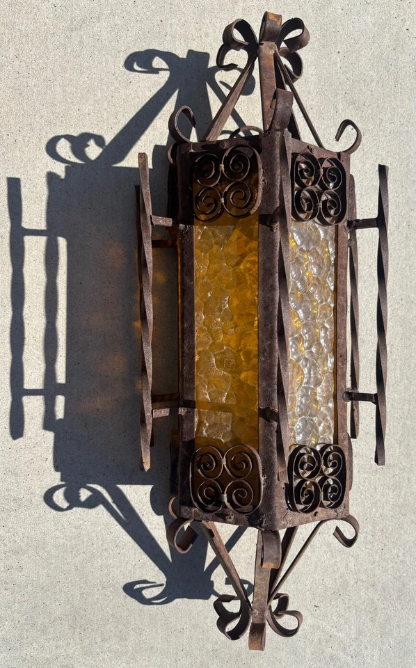 VINTAGE ORIGINAL GOTHIC SPANISH REVIVAL WALL SCONCE WROUGHT IRON / not wired - Image 2 of 4