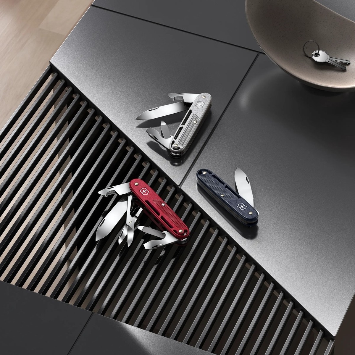 Victorinox Swiss Army Knife 93mm Synergy X Alox Red 10 Functions