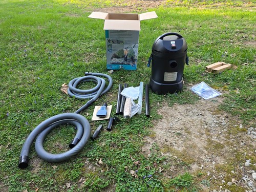 OASE Pondovac Classic Pond Vacuum Cleaner - Customer Returned