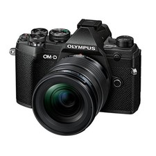  1 year OLYMPUS OM-D E-M5 Mark III 12-45mm F4 PRO Lens Kit Black
