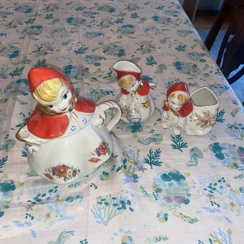 Hull Vintage Original Little Red Riding Hood Porcelain Pottery Tea Set 3 Piece