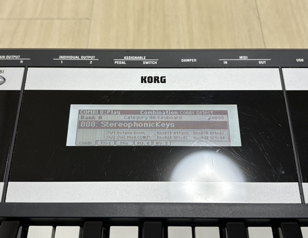 s-l1200.jpg s-l1200.jpg