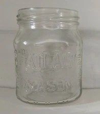 Vtg Atlas Mason Canning Half-Pint Jar 8 Ounce Mid Century "Shorty Squat" Clear