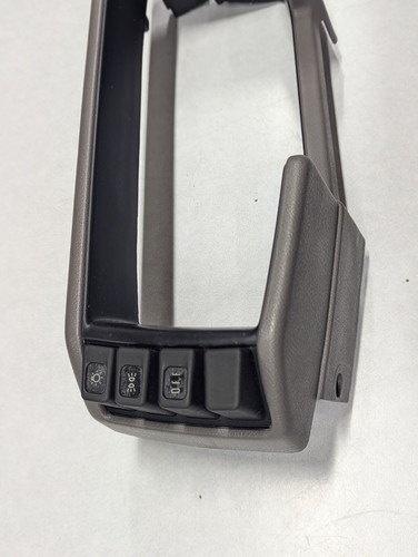 1991-1995 Isuzu Pup & Rodeo Gauge Cluster Bezel Surround Trim w/Switches OEM - Picture 4 of 15