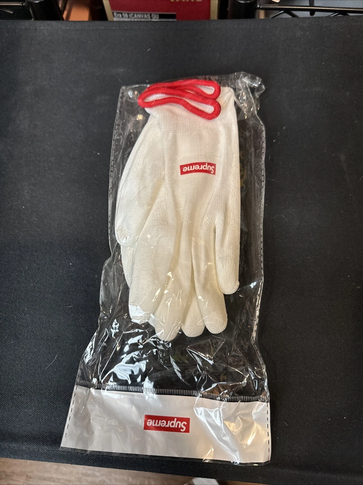 Gants de travail caoutchoutés Supreme FW20 neufs scellés boîte logo blanc