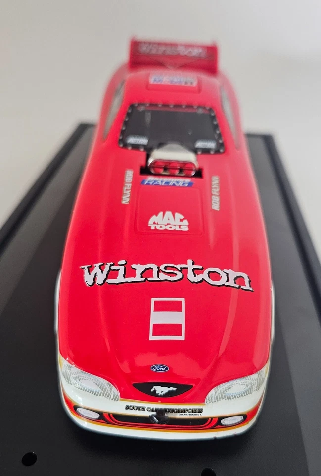 Ford Mustang 1997 RCCA 1/24 Whit Bazemore patrocinado por Winston coche divertido con estuche Foto 2 de 4