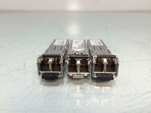 Lot of 3 Cisco SFP-GE-S 1000Base-SX SFP Optical Transceiver Module - Picture 2 of 3
