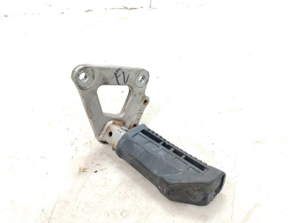 Soporte de montaje de clavija delantera izquierda para Suzuki GS500 F E 2005 Foto 4 de 4