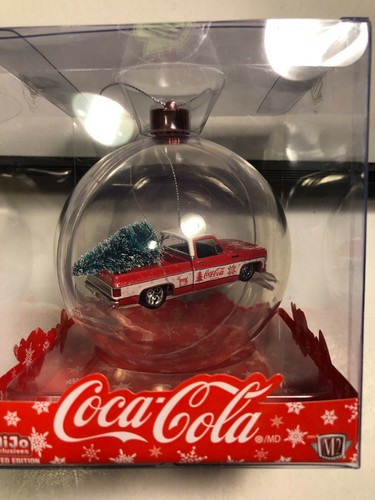 1/64 M2 1974 CHEVROLET SILVERADO C-10 COCA-COLA FLEETSIDE CHRISTMAS ORNAMENT RED - Picture 3 of 5