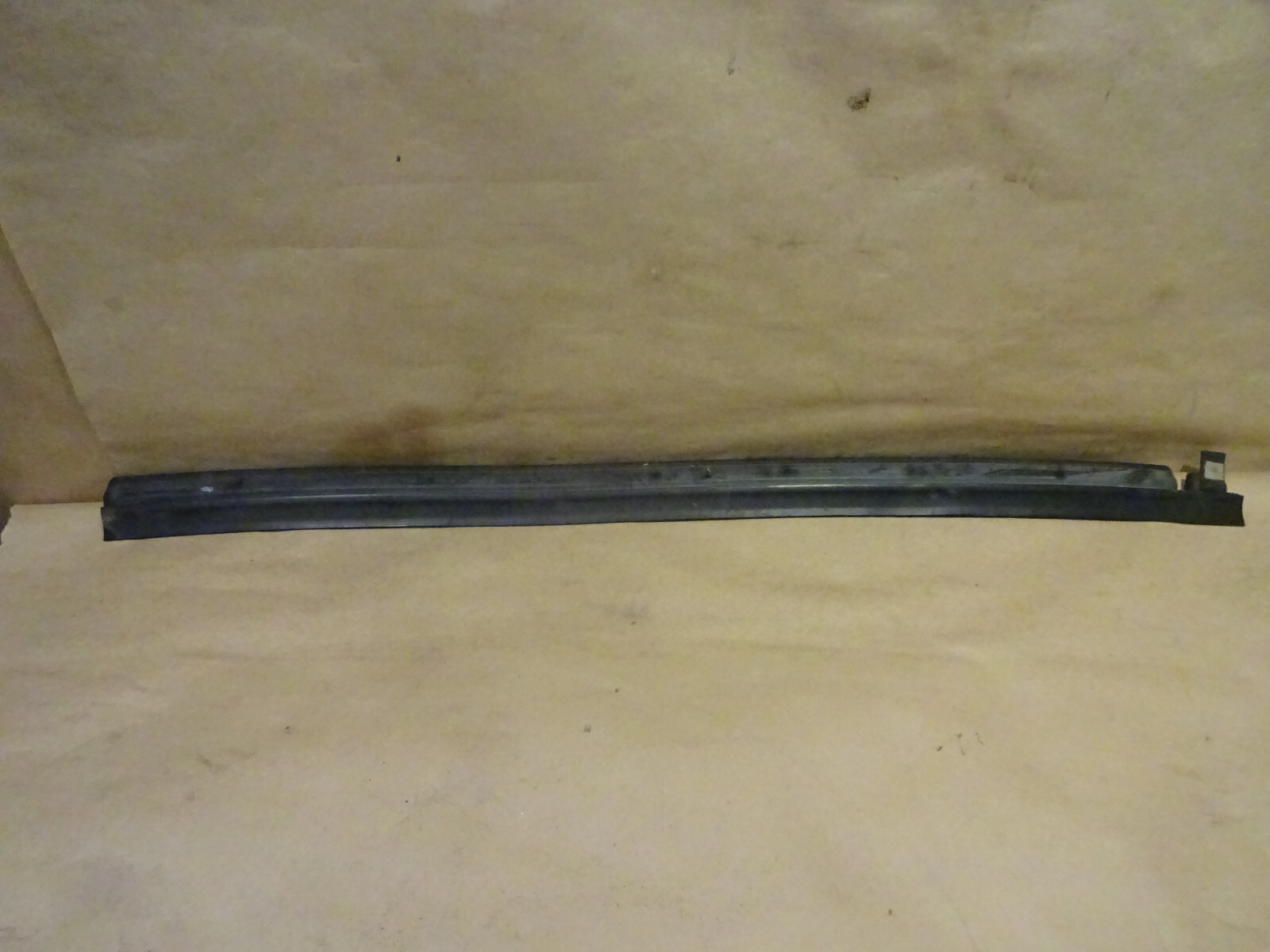 Ferrari 430,360 - RH Outer Door Seal / Weatherstrip   P/N 65164400