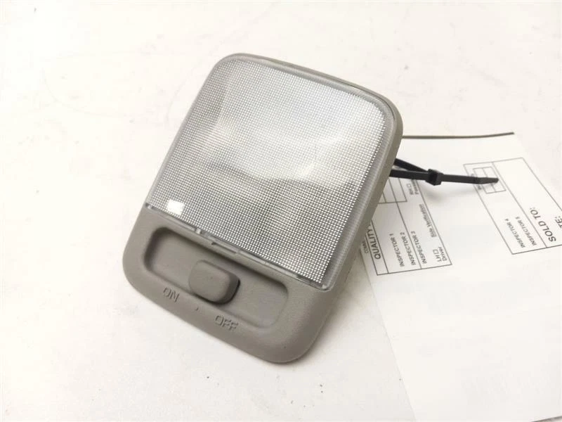 2005-2015 NISSAN XTERRA ЗАДНИЙ 2-Й РЯД КРЫШИ КУПОЛ СВЕТА OEM - Изображение 2 из 4