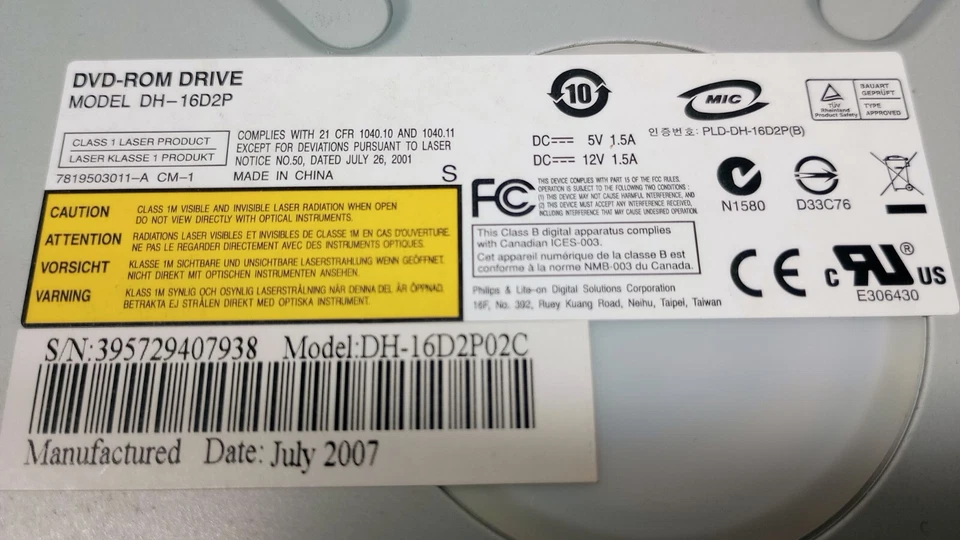 Lite-On DH-16D2P - SATA 5.25" CD / DVD ROM - Black Bezel Optical Drive - Image 4 of 4