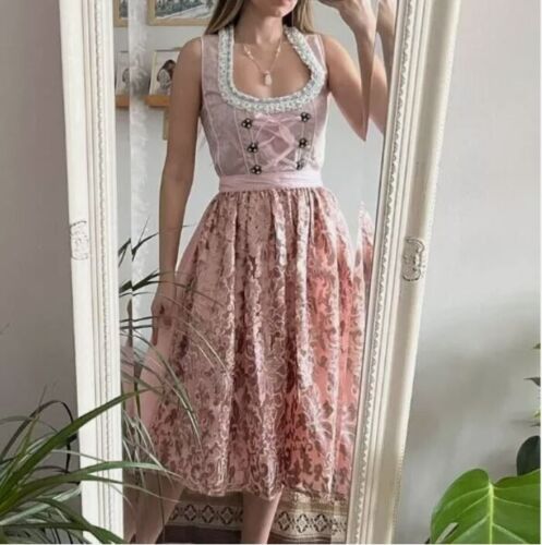B863/ Gr. 44 BPC PUDER rosa LUXUS PREMIUM selection Dirndl neu - Bild 10 von 16
