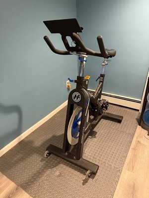 Horizon 7.9 IC Indoor Cycle (BARELY USED)