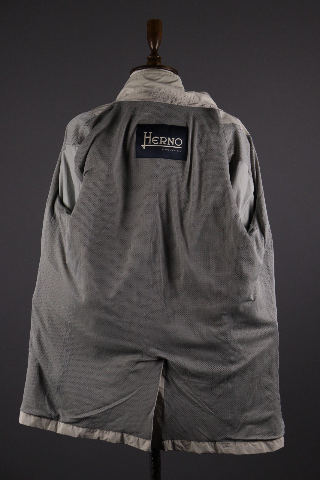 HERNO Ivory Button Down Two Pockets Coat Jacket S… - image 11