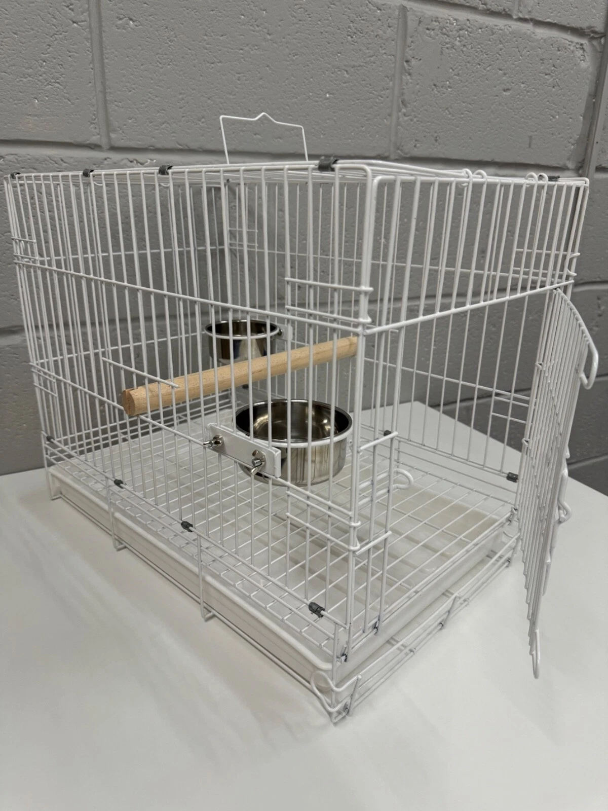 Parrot Travel Cage, Holiday Cage, African Grey Travel Cage Amazon - White
Opens in a new window or t