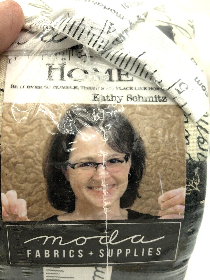 Rollo de gelatina Moda “Home” de 2,5 pulgadas de Kathy Schmitz/Nuevo/Nunca abierto Foto 2 de 4