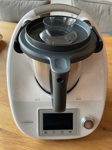 Vorwerk Thermomix TM 5 gepflegt mit Cookido-Stick /Messerabdeckung