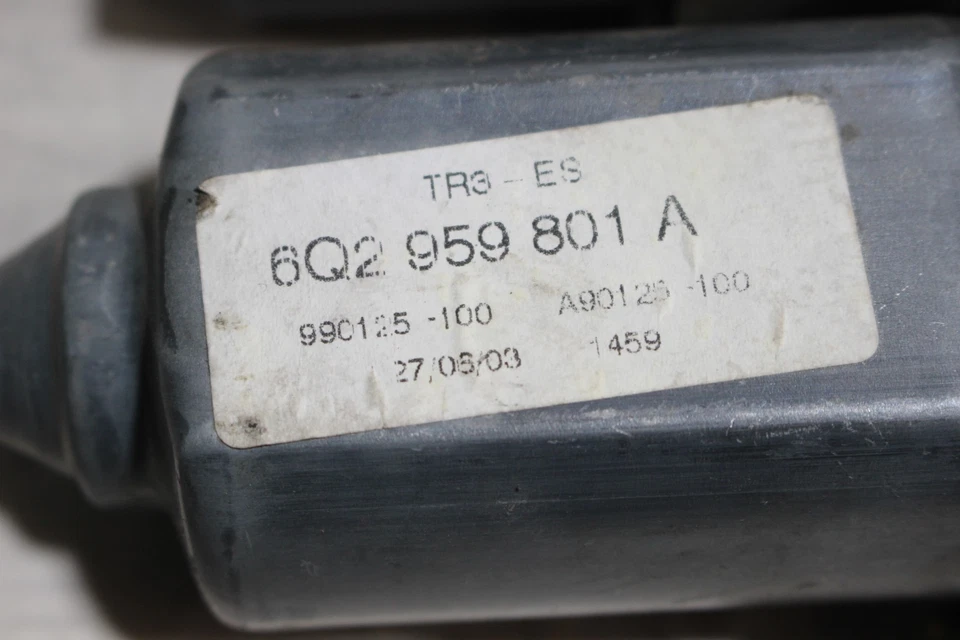 Fensterhebermotor Vorne Rechts 6Q2959801A Seat Ibiza 6L Bj,04 - Bild 4 von 4