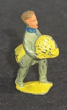  VINTAGE BARCLAY MANOIL HAPPY FARM SERIES MAN CARRYING SHEAVES DIME STORE TOY 