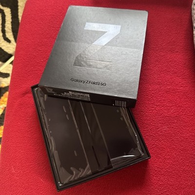 Samsung Galaxy Z Fold3 5G SM-F926B/DS - 256GB - Phantom Black