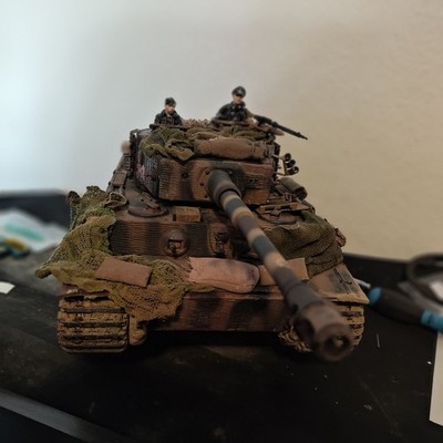 Torro/Taigen  1:16  Tiger I Spät