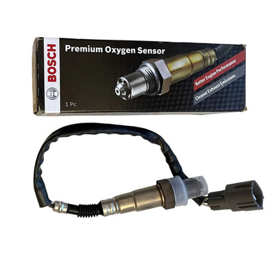 NEW OEM BOSCH 15672 Oxygen O2 Sensor For- Lexus & Toyota- NO BOX