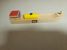 Brio Wooden Railway Barge Boat 33582 Complete with Yellow Cargo