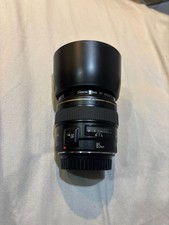Canon EF 85mm f/1.8 USM Medium Telephoto Lens with Hood