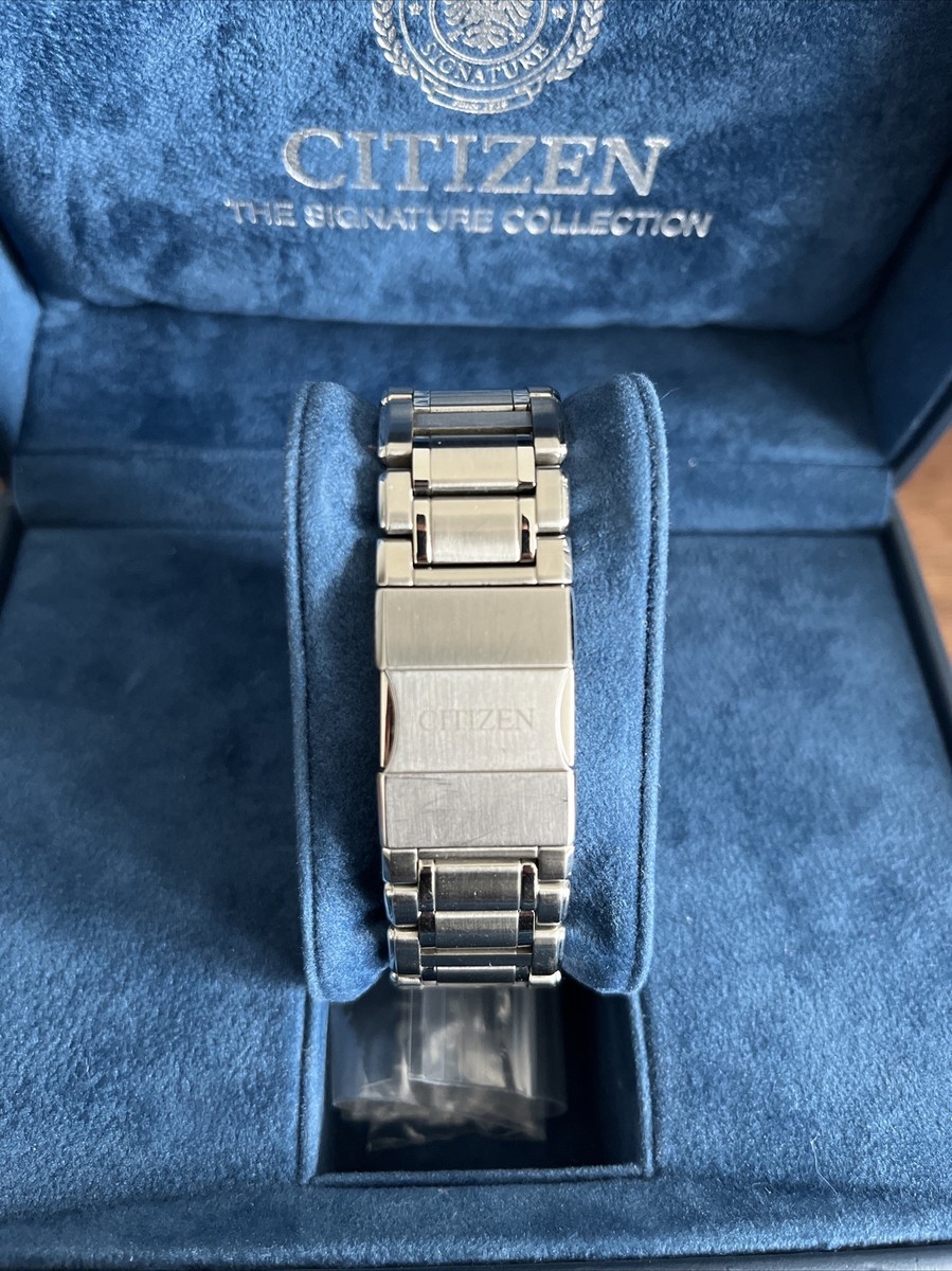 Citizen Eco-Drive The Signature Collection: Octavia Black Dial