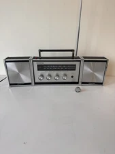 Vintage Soundesign 4361 Portable AM/FM Stereo 3-Piece Detachable Speakers