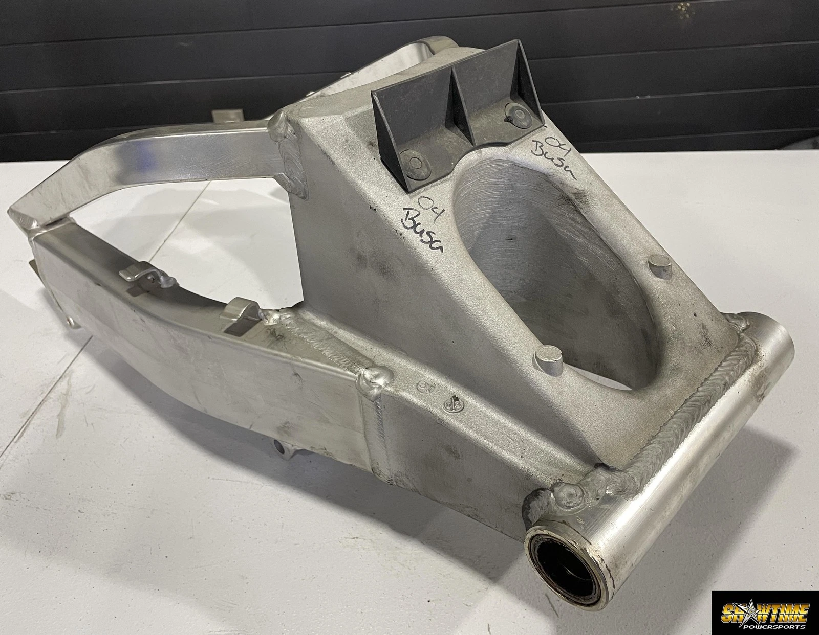 99-07 SUZUKI HAYABUSA REAR SWINGARM BACK SUSPENSION SWING ARM