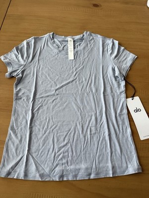 Alo Yoga All Day Short Sleeve Shirt XS Winter Frost Brand New In