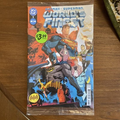 Batman Superman Worlds Finest #1 Cover A Dan Mora 2022 RARE DC INFINITE VARIANT