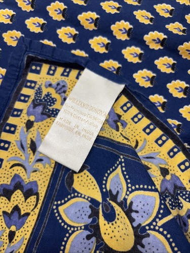 Williams Sonoma Provence Blue 100% Cotton Tablecloth 70"x90" EUC - Picture 5 of 6