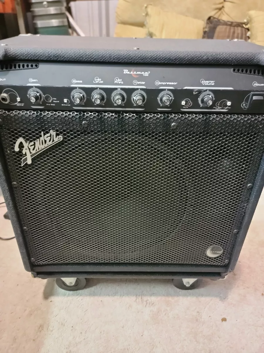 Fender Bassman 100 Electric Guitar Amp 120V 360 Watts Type PR420 - NICE