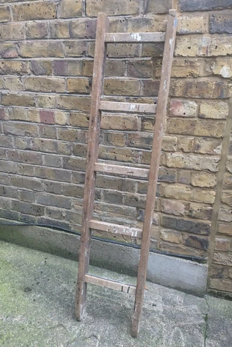 (14) VINTAGE  WOOD 5 RUNG  LADDER - COLLECT OR DELIVERY