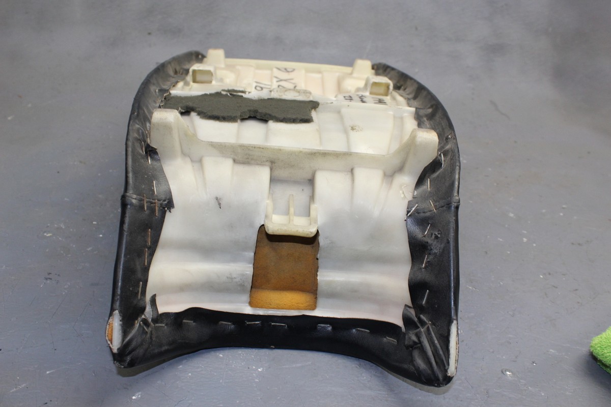 1992 KAWASAKI ZX6 ZX600D FRONT DRIVERS SEAT PAD SADDLE
