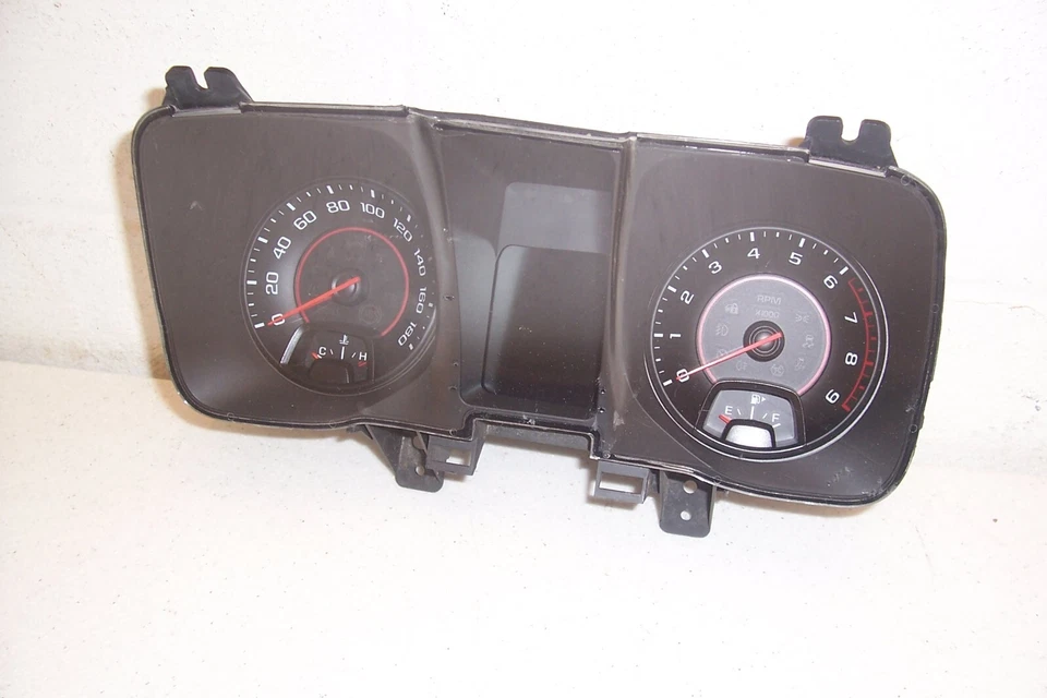 Chevrolet Camaro SS 2010 2011 2012 2013 2014 CUADRO DE INSTRUMENTOS CON TACÓMETRO ORIGINAL GM Foto 2 de 4