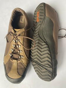 teva mens walking shoes