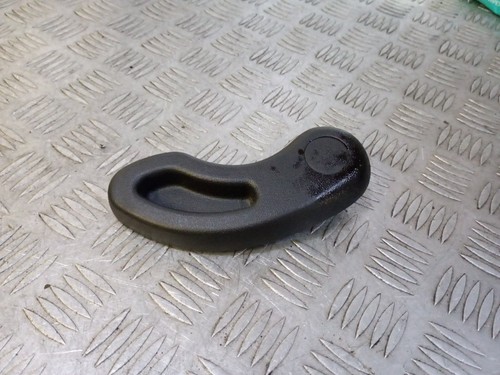 HYUNDAI I10 2007-2013 DRIVERS SIDE RIGHT OFFSIDE FRONT SEAT HANDLE 88912-0X000 - Picture 2 of 6