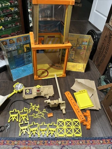 1972 G.I. Joe Adventure Team Headquarters Vintage Hasbro