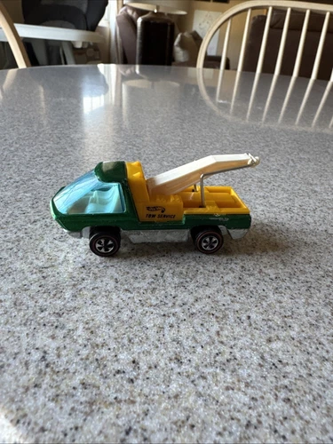 Vintage 1969 HOT WHEELS REDLINE Heavyweights Tow Truck HK Green SPECTRAFLAME