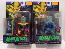 MARS ATTACKS LOT OF 2 SUPREME COMMANDER  MARTAIN TROOPER - NEW MINT - 1996