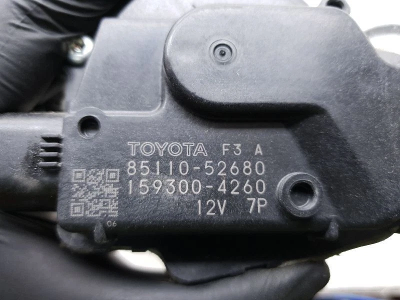 MOTOR LIMPIAPARABRISAS DOS TOYOTA PRIUS C 12-16  Foto 2 de 4