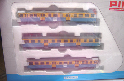 Piko HO 51455 E-Triebzug EN 57, PKP Ep. V m. Digital + Sound ''Neu''(421)