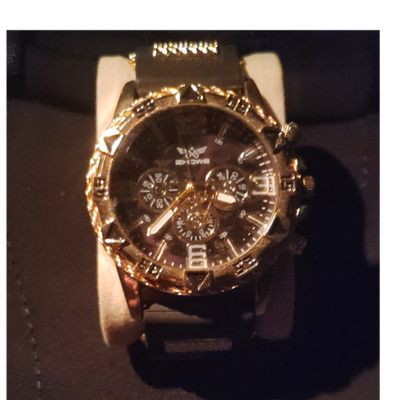 ECKO Men's Quartz Chronograph Date Black Dial Gold Tone 45mm Rubber Strap