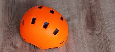 Stuntroller Helm von ''Oxelo'' für Kinder, guter Zustand