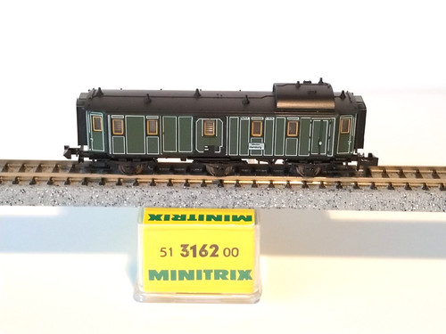 FURGÓN 3 EJES 16438 K. BAY. ÉPOCA I MINITRIX 51 3162 00 (D803) | Zustand: Usado